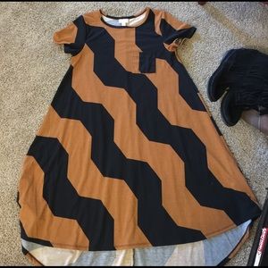 LuLaRoe Carly dress