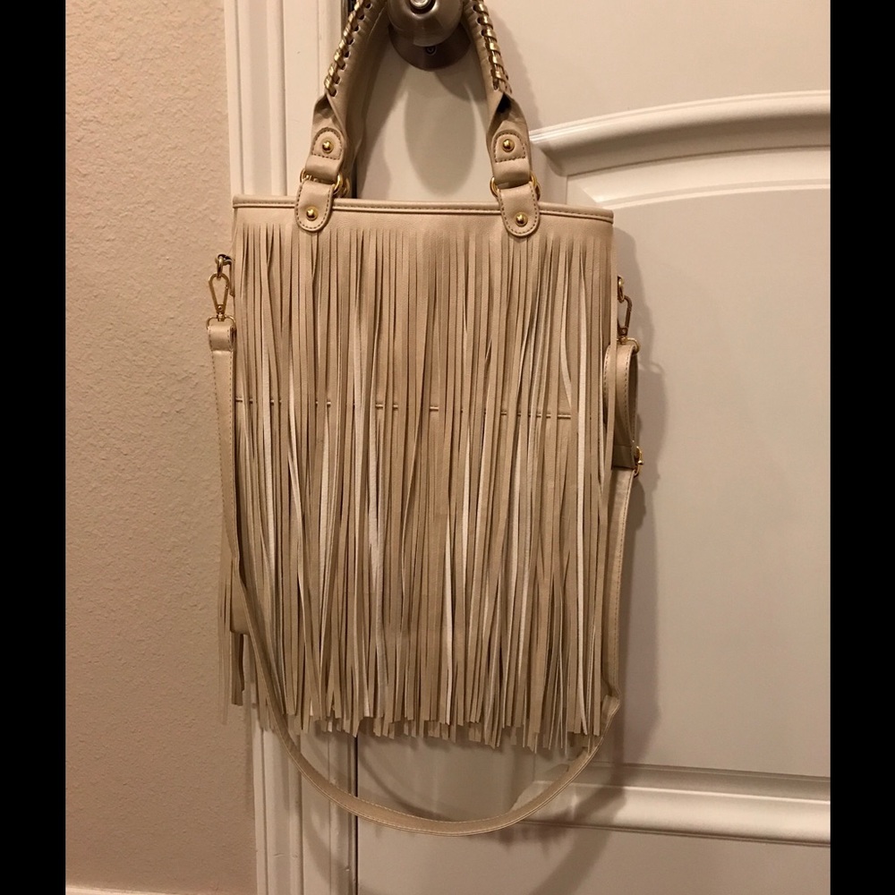 Fringe Handbag cream color, used only twice