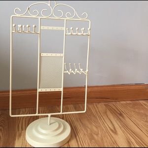 Jewelry holder