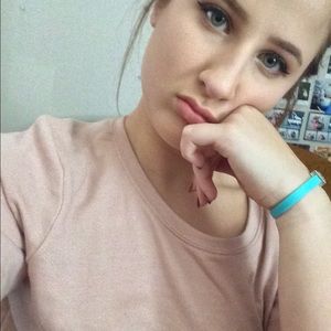 Meet your Posher, Bethany