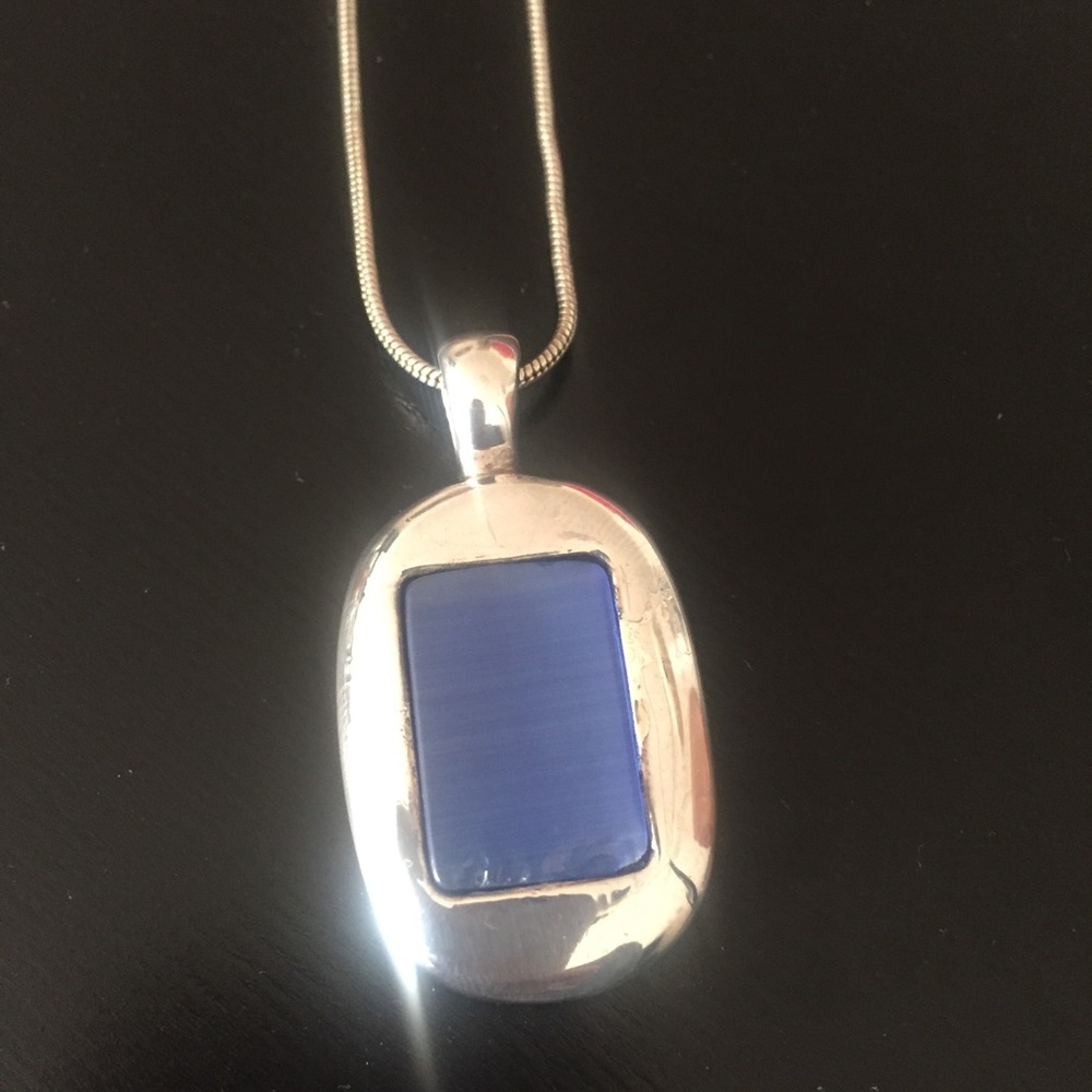 Silver Pendent Necklace