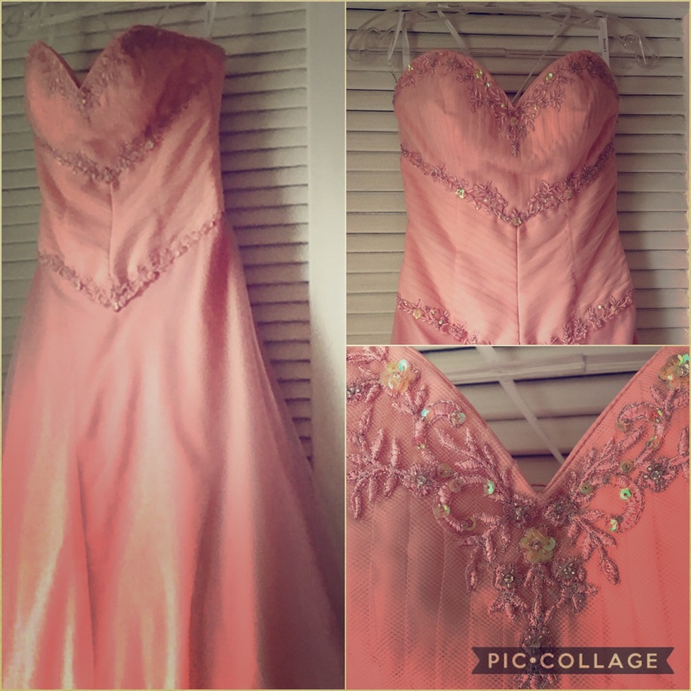 Blush pink strapless sweetheart Prom Dress
