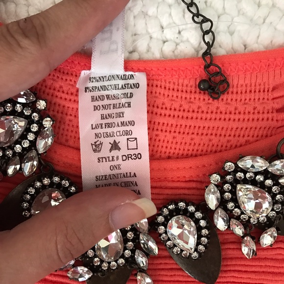 🔥LAST CHANCE 🔥🍍Sexy Coral Bodycon Dress🍍 - Picture 5 of 8