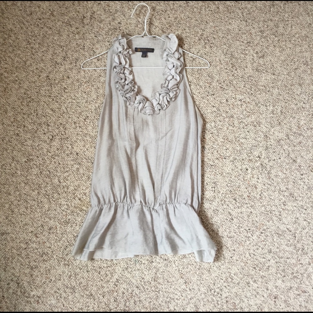 Feminine and flirty top.