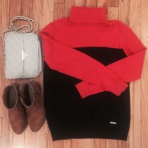 ❄️BLIZZARD SALE!❄️ Michael Kors Sweater