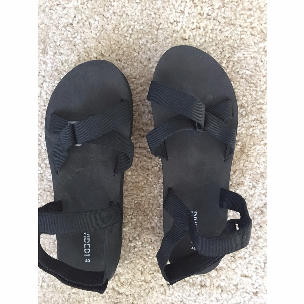 forever 21 sandals!