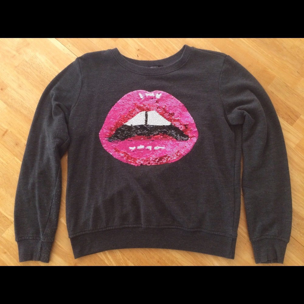 FOREVER21 Graphic Sweatshirt in Small