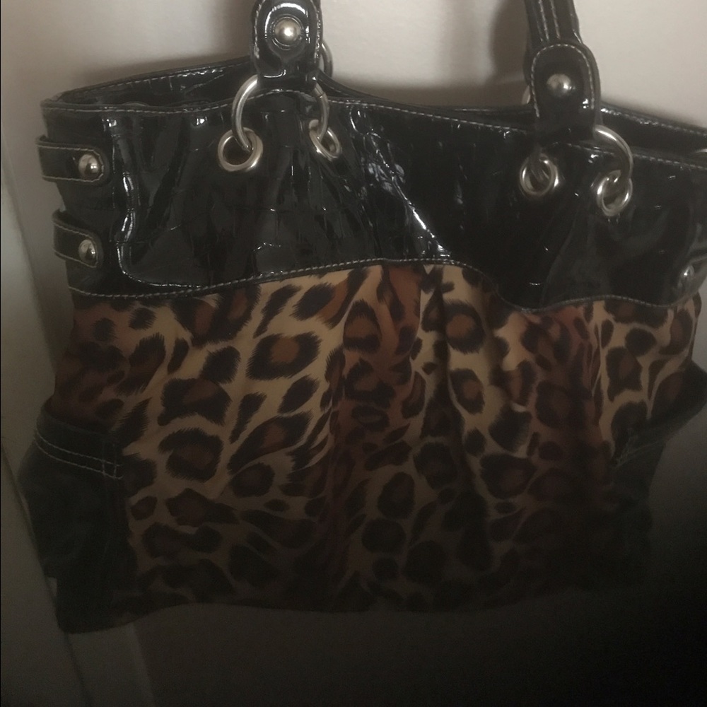 Sienna ricchi leopard purse.