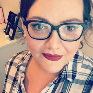 Meet your Posher, Natasha