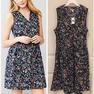 GAP sleeveless floral shirtdress