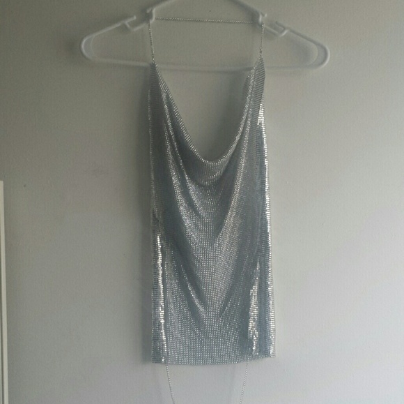 LAST ONE! metallic chain top - Picture 4 of 4