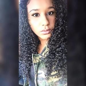 Meet your Posher, Jamisa