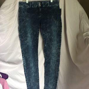 Hot Topic blue jeans size 13