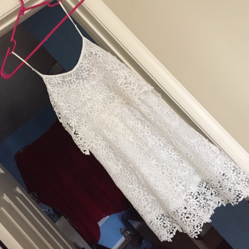 White lace dress size XS