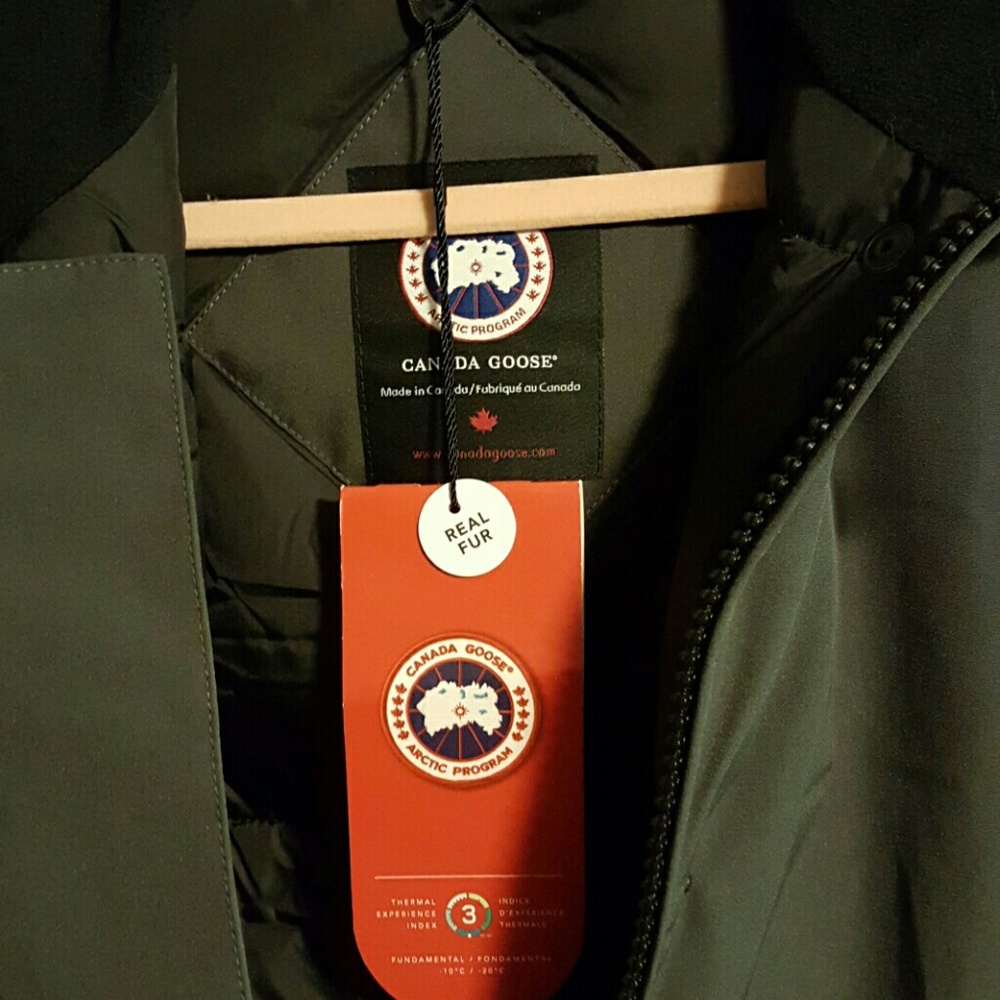 Authentic  Canada Goose Arctic Coat