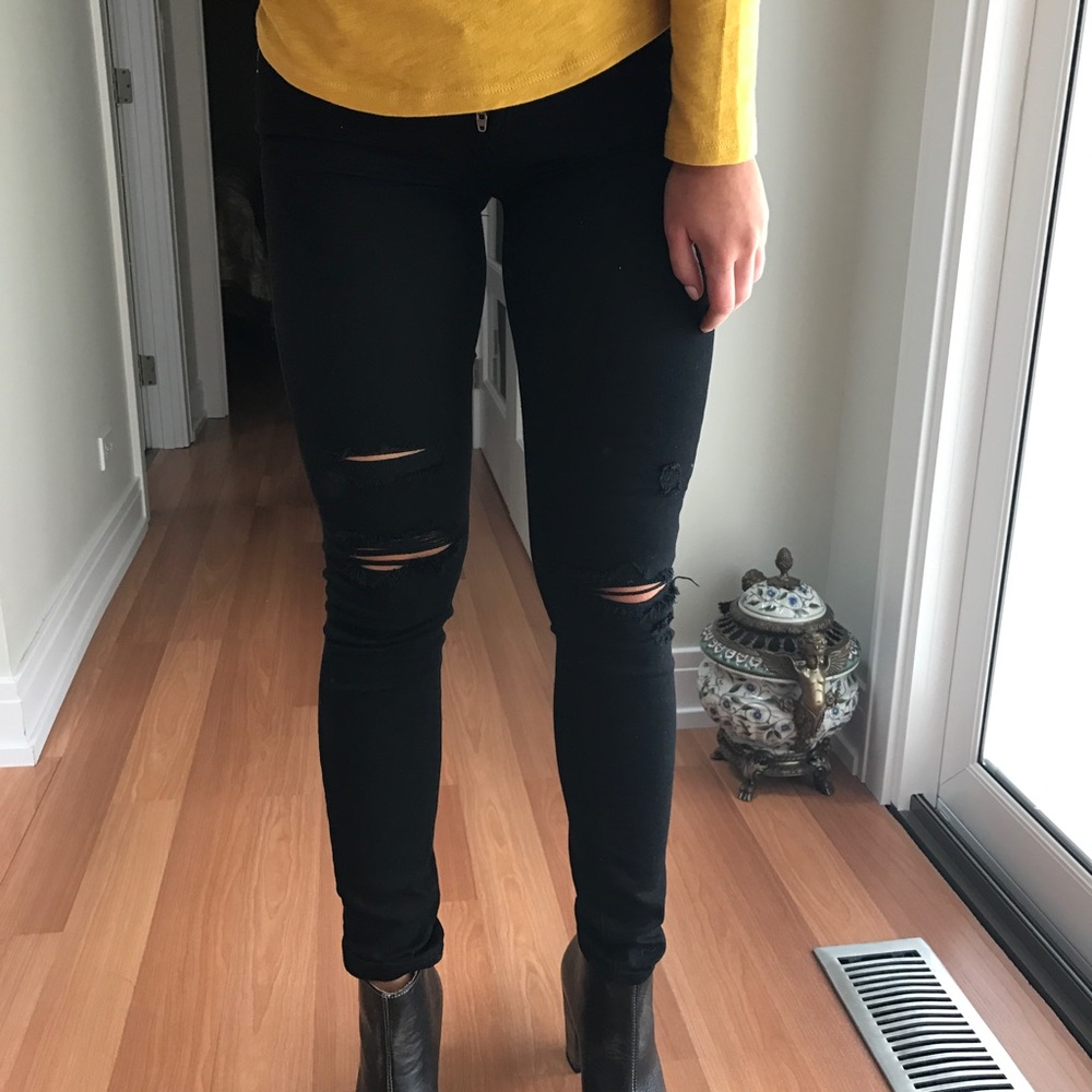 Distressed Verdugo Ultra Skinny Black Paige Jeans