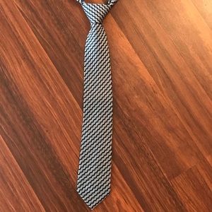 Single Tie