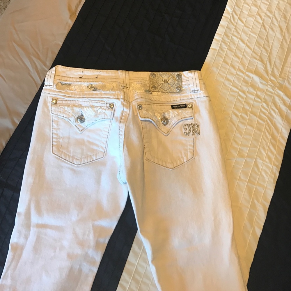 Miss me Capris size 29 and only worn two times