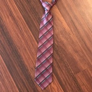 Single Tie