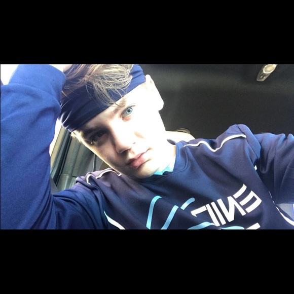 Meet your Posher, Drew - Picture 1 of 1