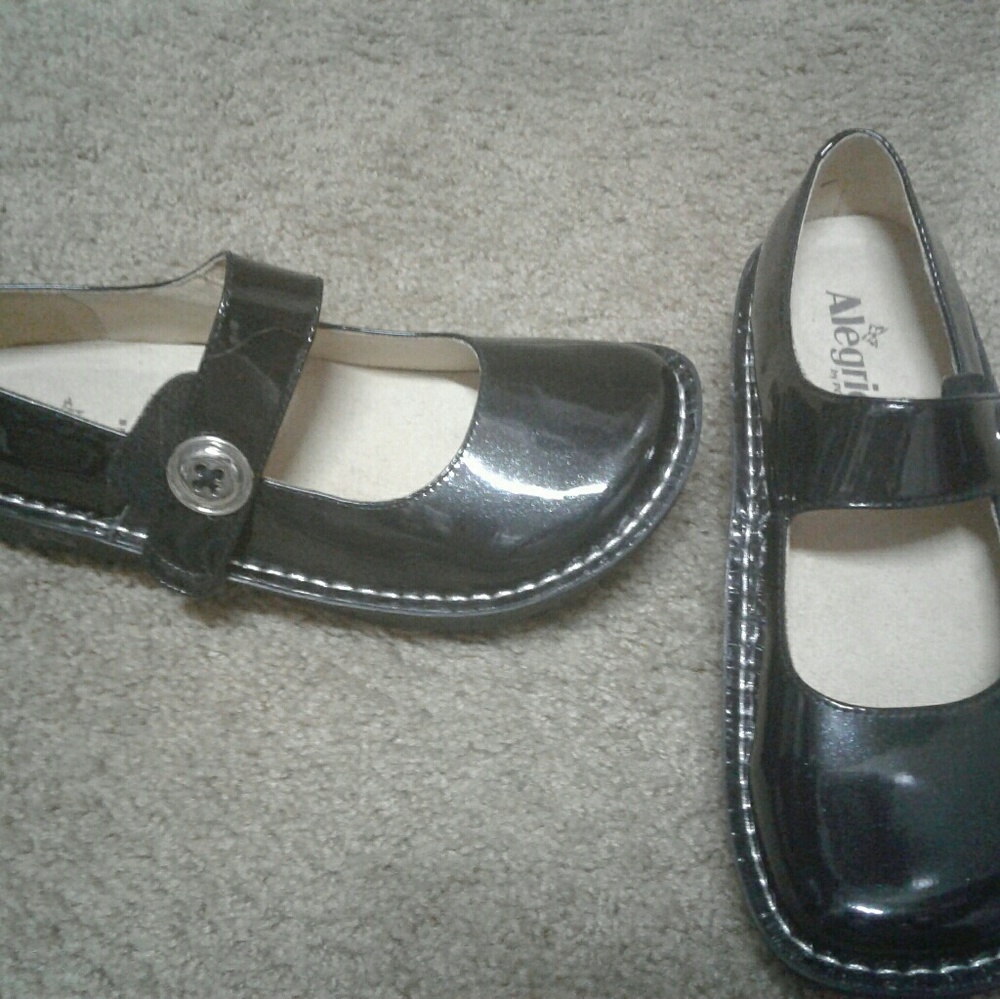 FINAL PRICE reduction!!!!    Algeria paloma