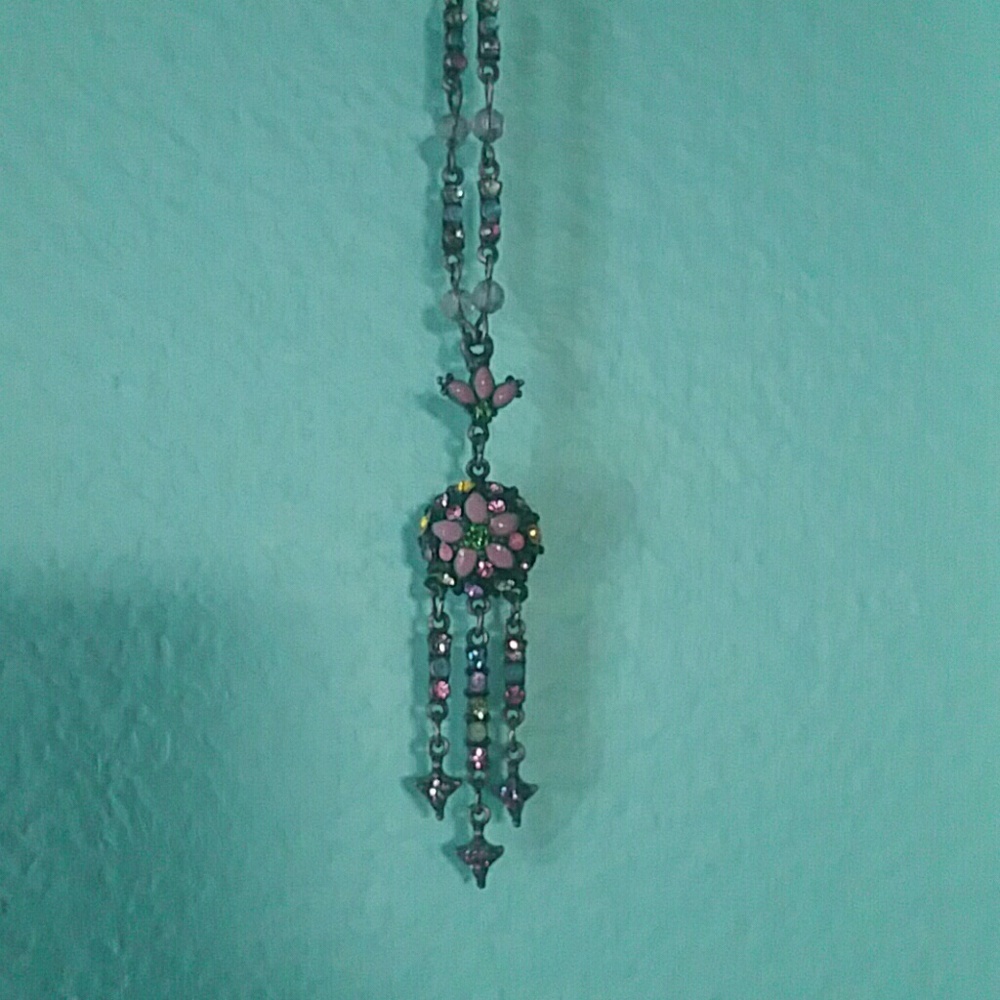 Vintage style necklace