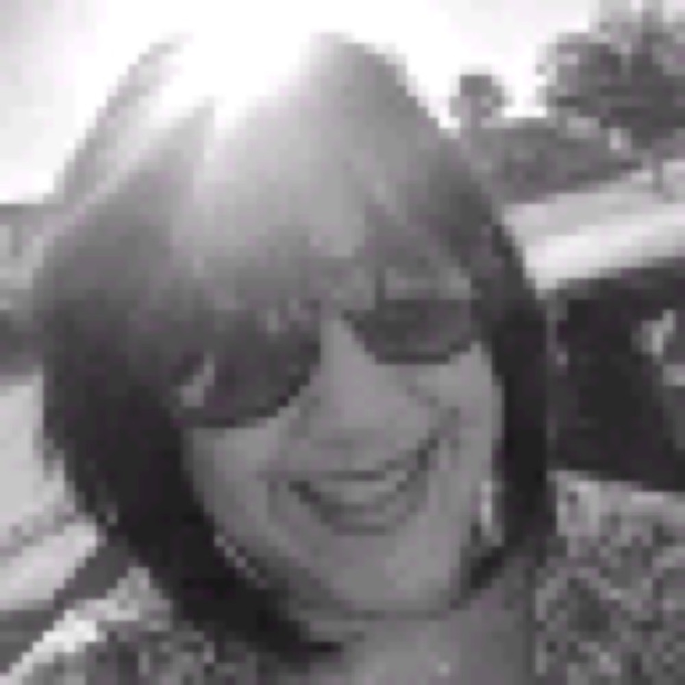 Meet your Posher, Carla