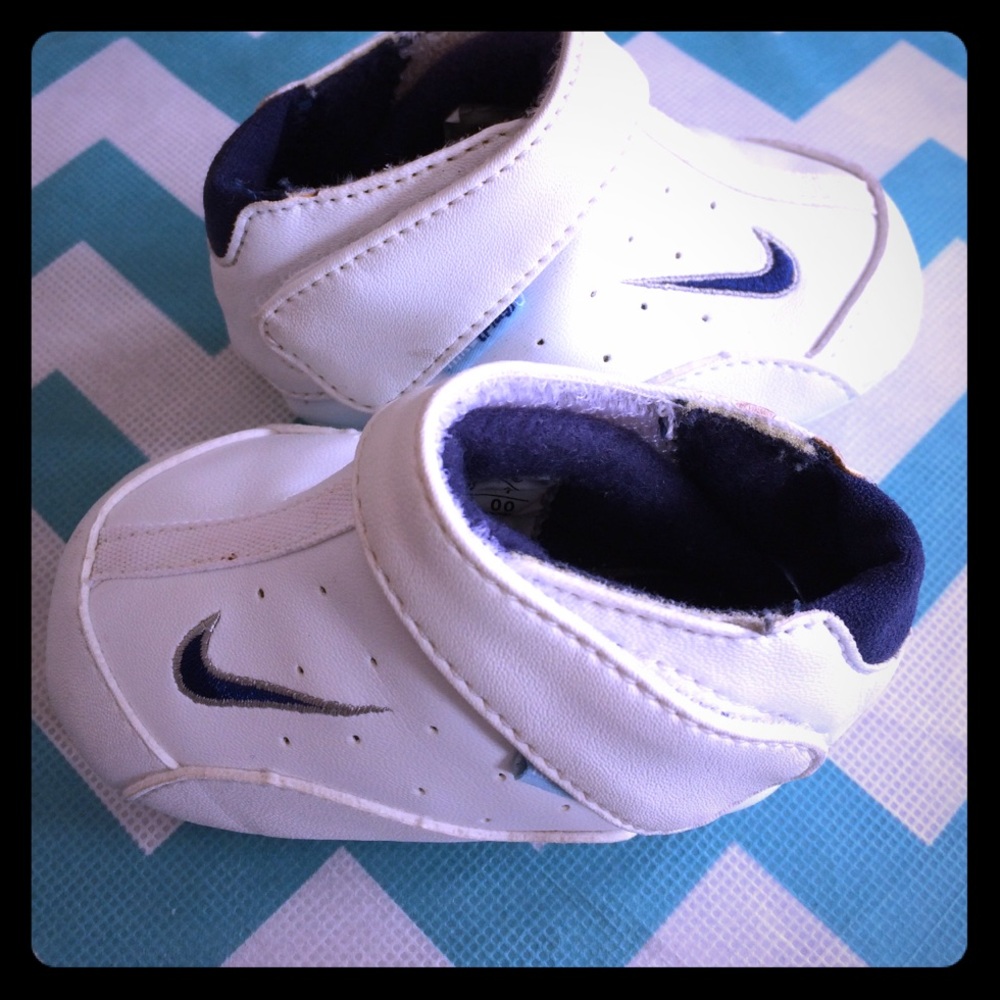 Baby NIKE'S