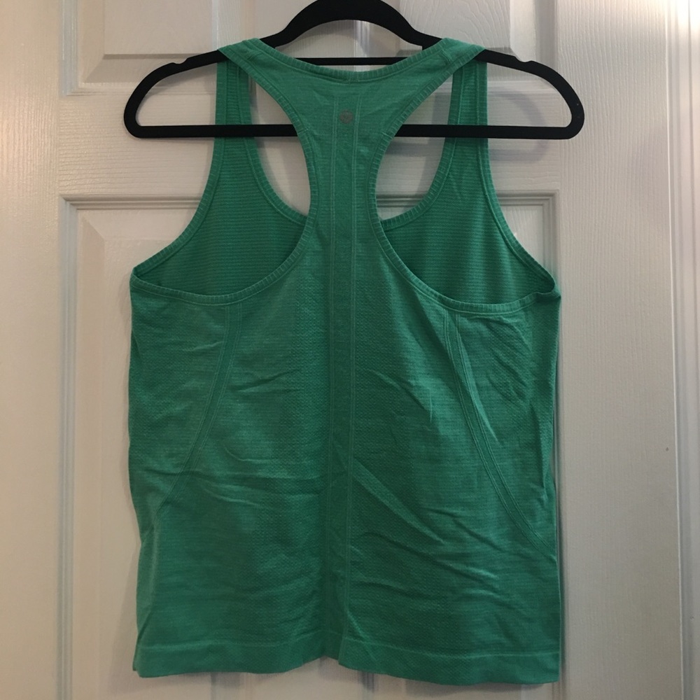 Lululemon Swiftly Tech Razorback