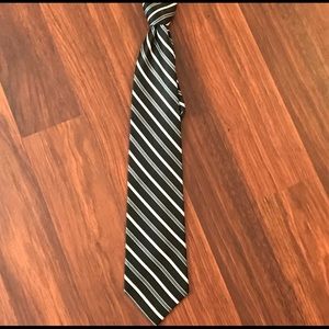 Single Tie