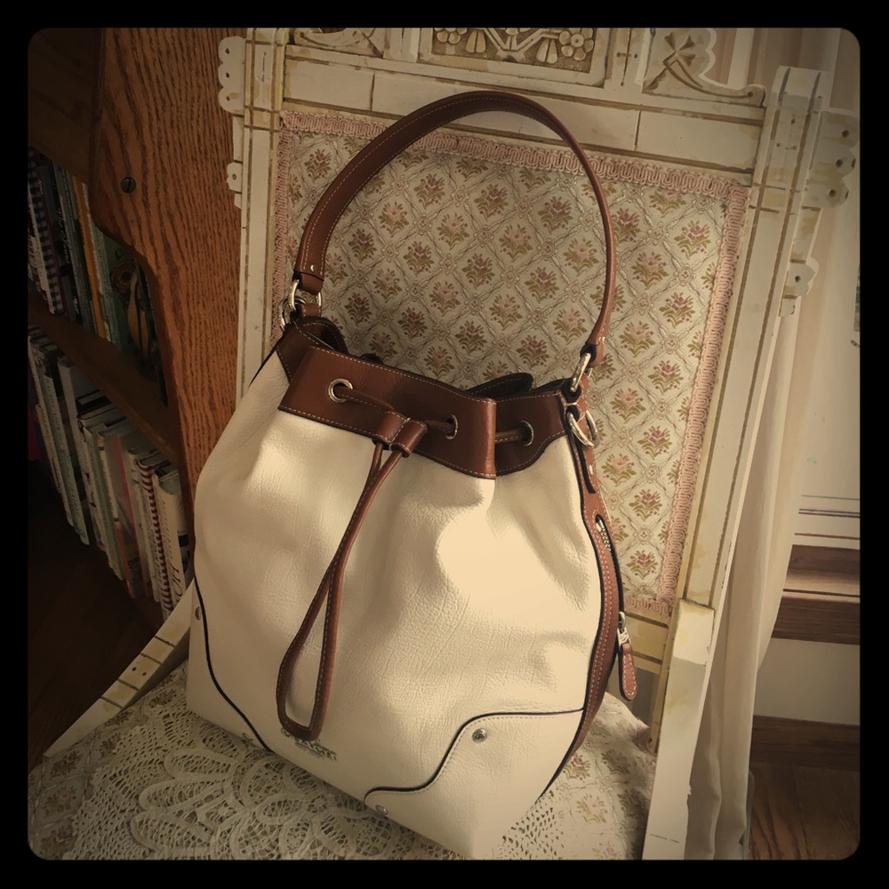 Coach ~ amazing bucket purse 👛
