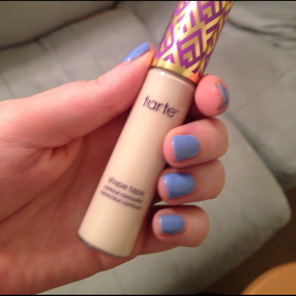 Tarte Shape Tape in Light