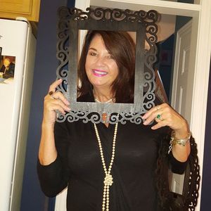 Meet your Posher, Christine