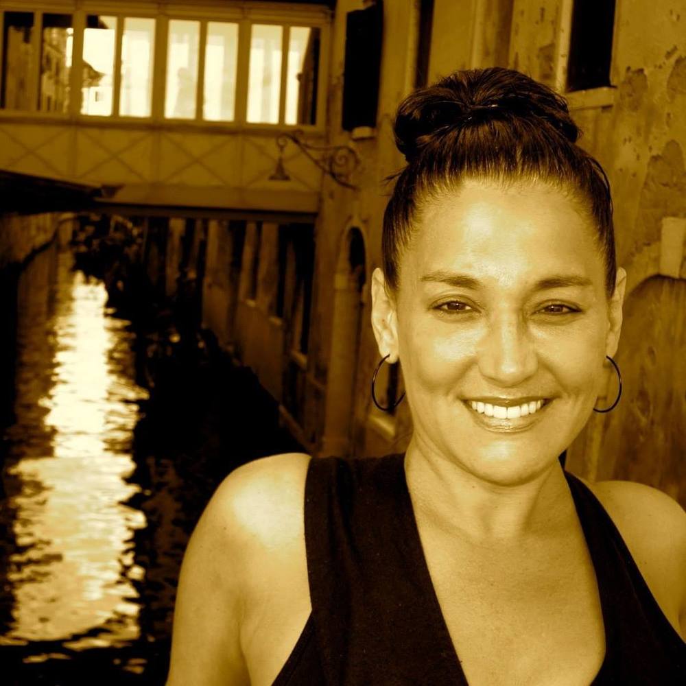 Meet your Posher, Eva
