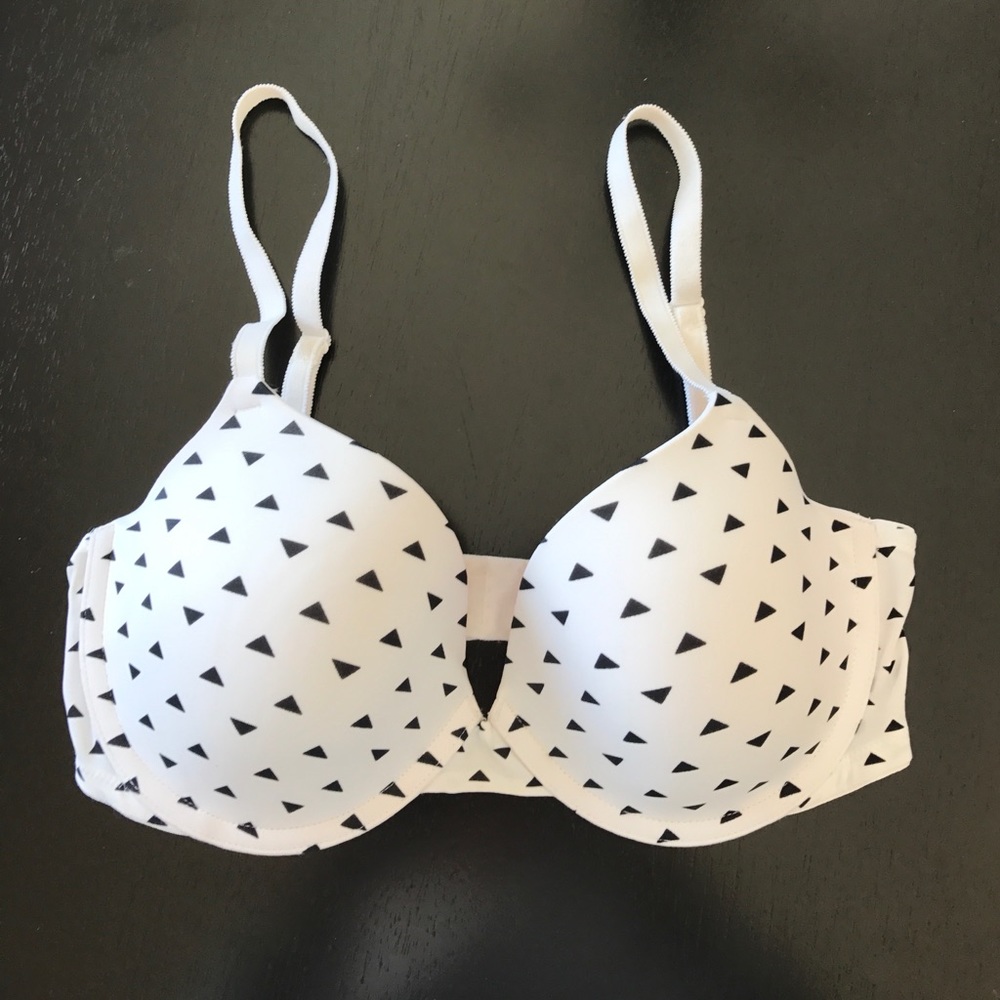 Victoria's Secret Pink bra