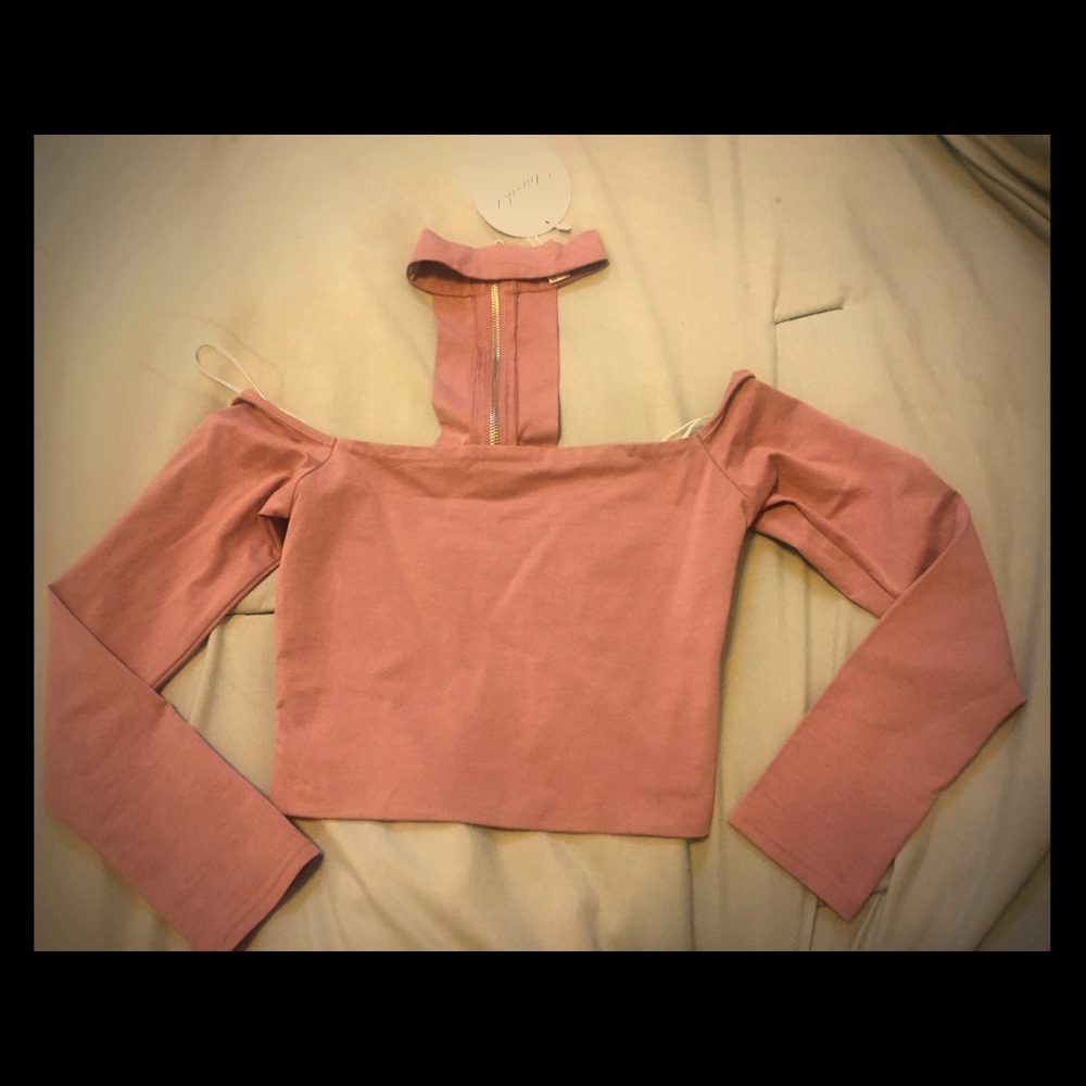 Off shoulder Top NWT