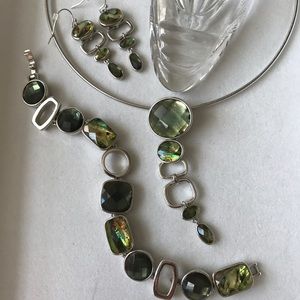 🌸 Moonlight Necklace, Bracelet, & Earrings Set