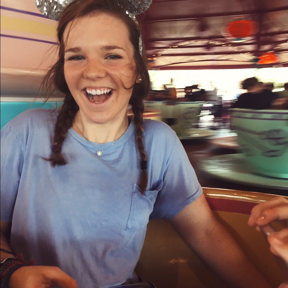 Meet your Posher, Lili anne