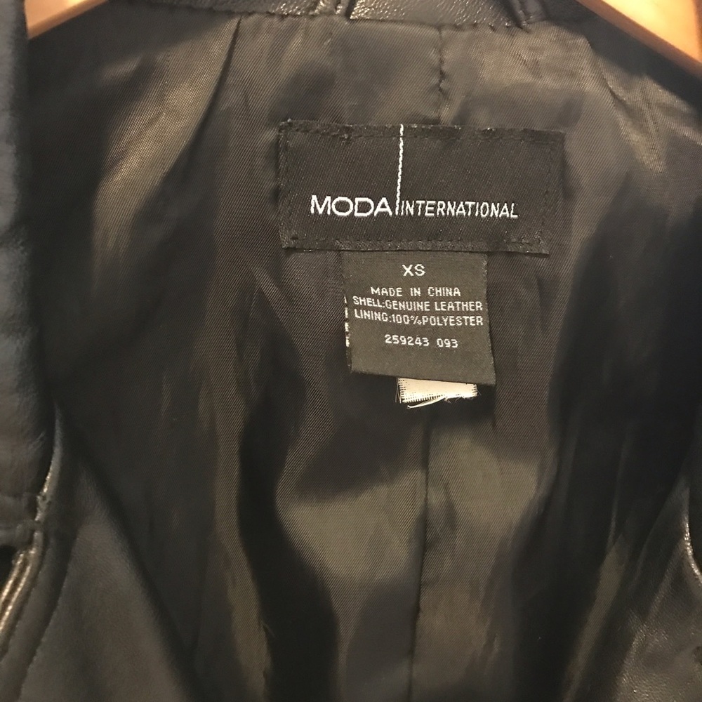 Oversized Leather Jacket - image 3