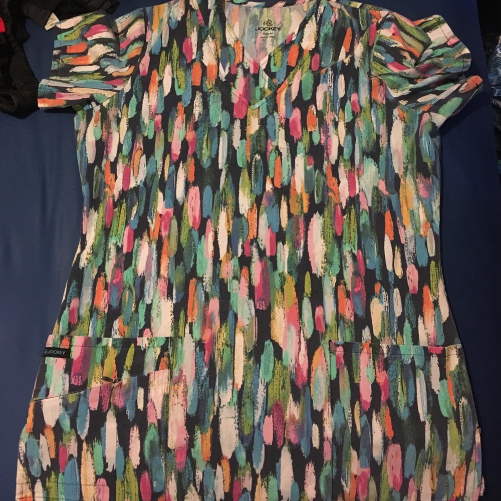 Paint brush scrub top