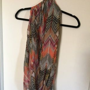 Patterned, light weight infinity scarf!