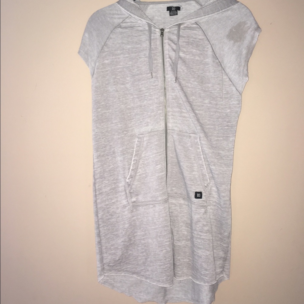 Zip-up Accesory Sweater