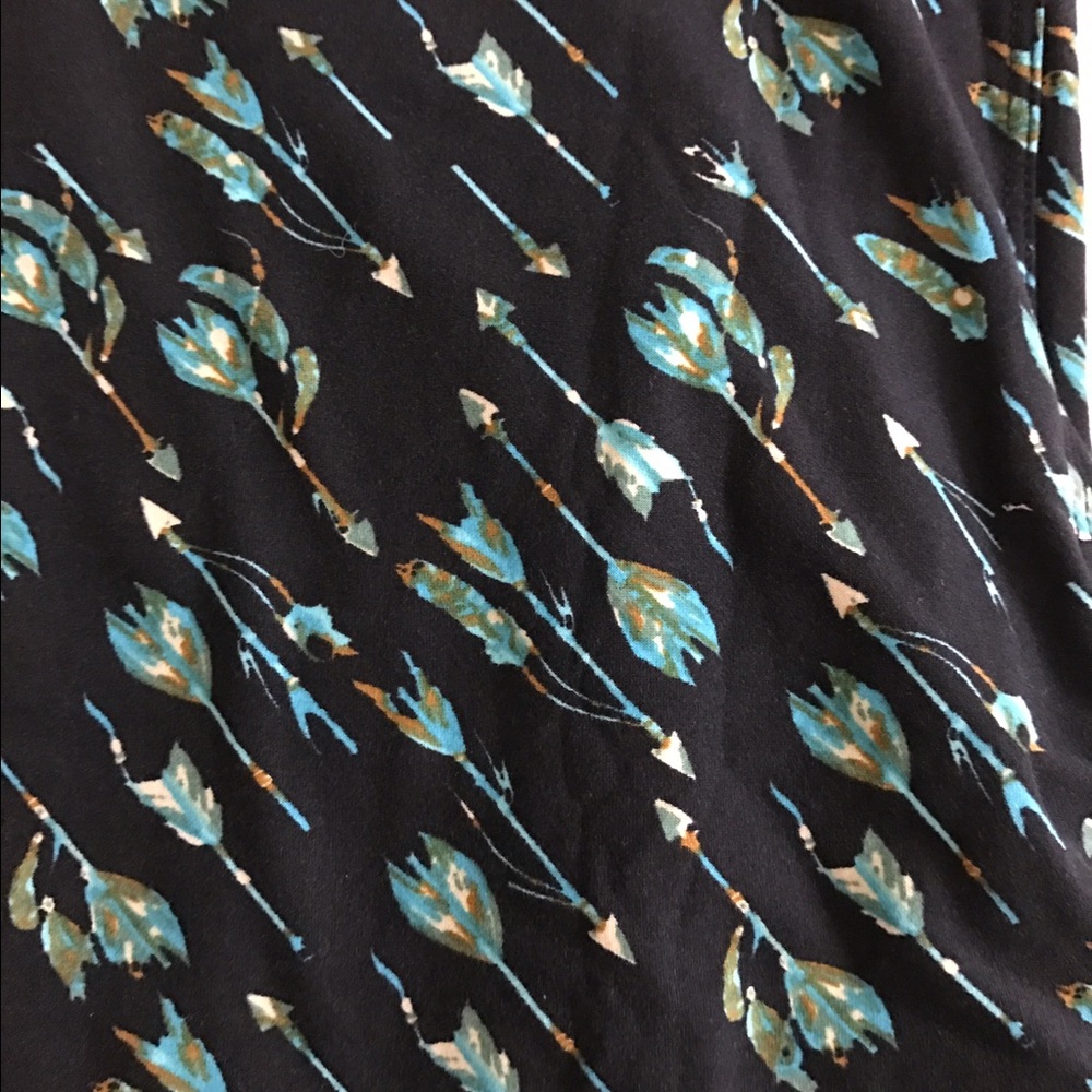 New TC LuLaRoe Arrow Leggings!