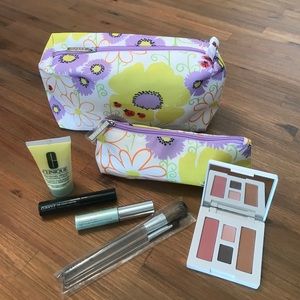 CLINIQUE FACIAL MAKEUP SET