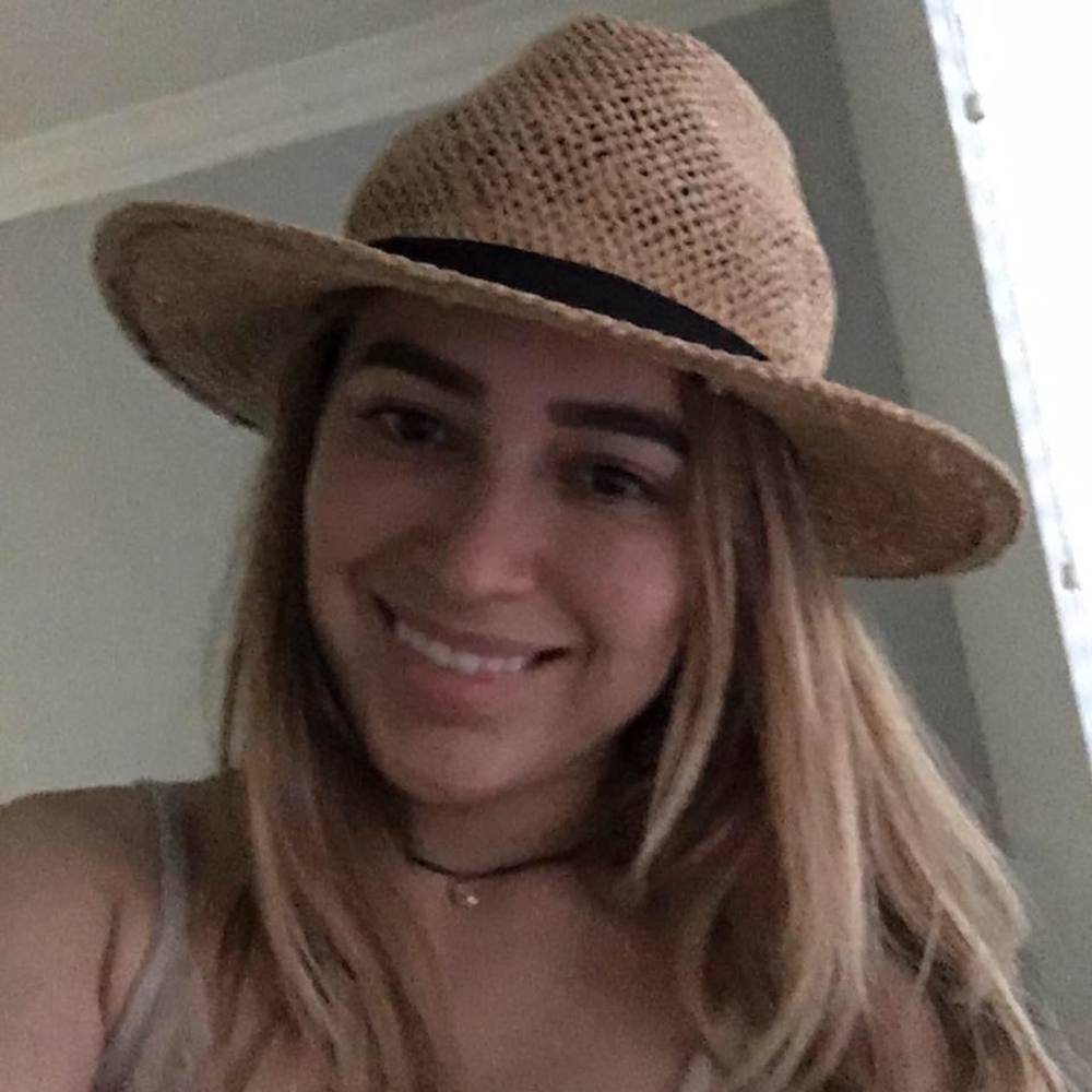 Meet your Posher, Stephanie