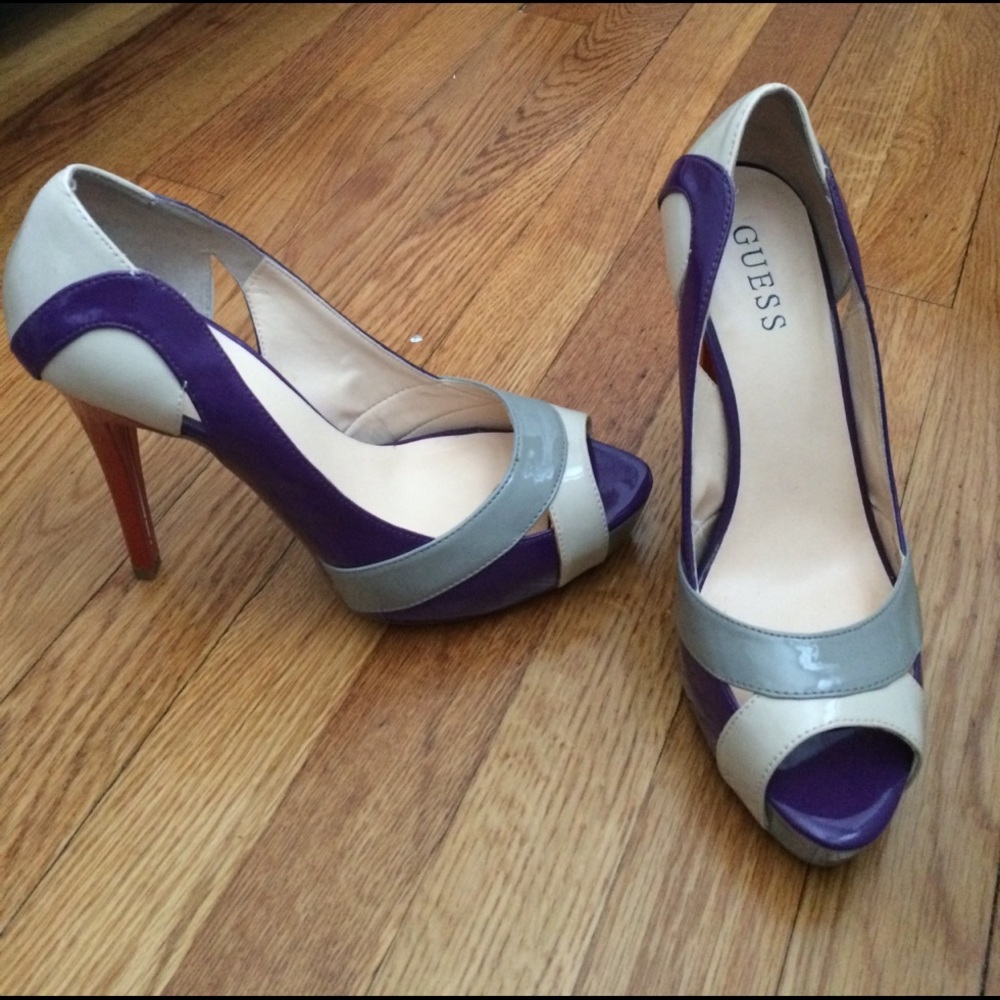 Guess Platform Peep-Toe Pumps