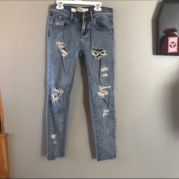 Brandy Melville Denim - Brandy Melville ripped boyfriend jeans