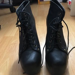Jeffrey Campbell Black Lita Size 7