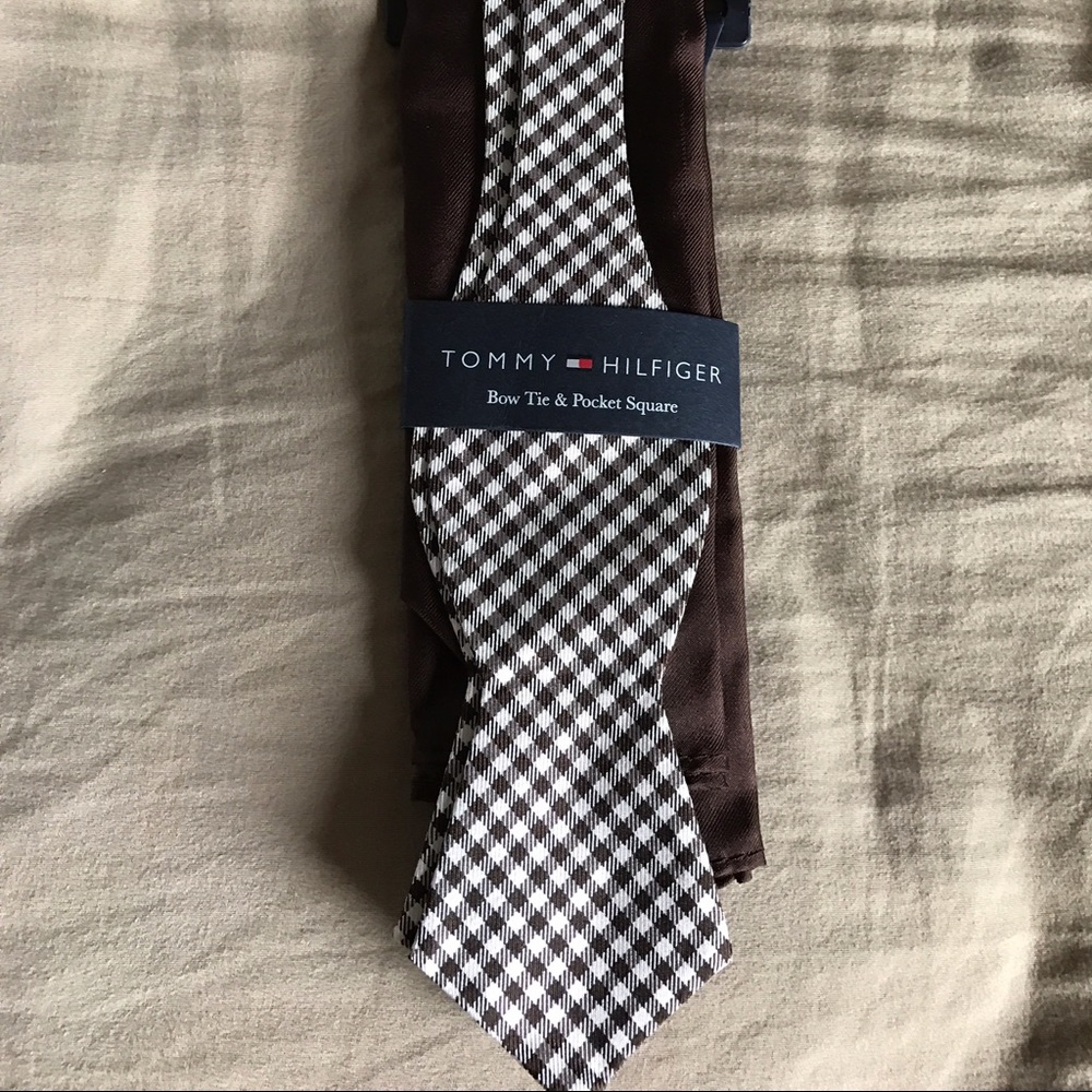 New bow tie with pocket square