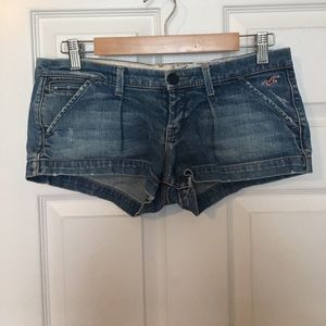 Distressed Hollister Shorts Size 5